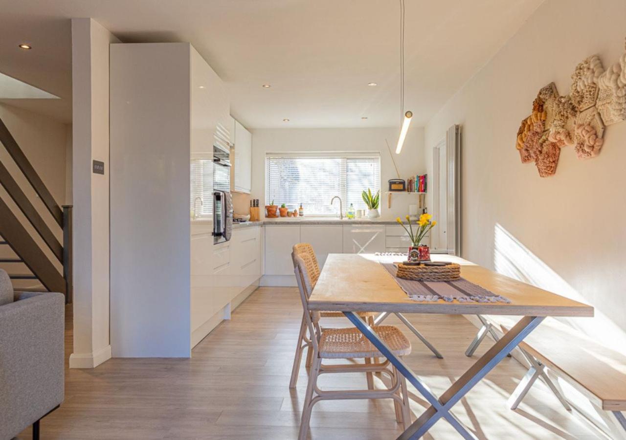 Modern 2 Bd W/ Garden In The Heart Of Tetbury! Villa Ngoại thất bức ảnh